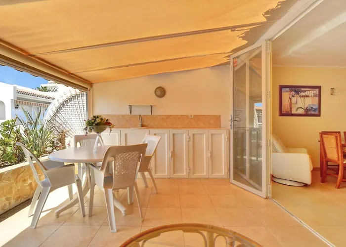 Flores Appartement Costa Adeje (Tenerife)