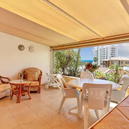 Apartman Flores *